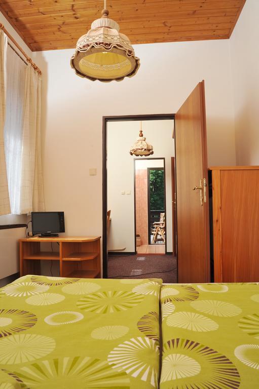 Horska Chata Koliba Mariánské Lázně Exterior foto