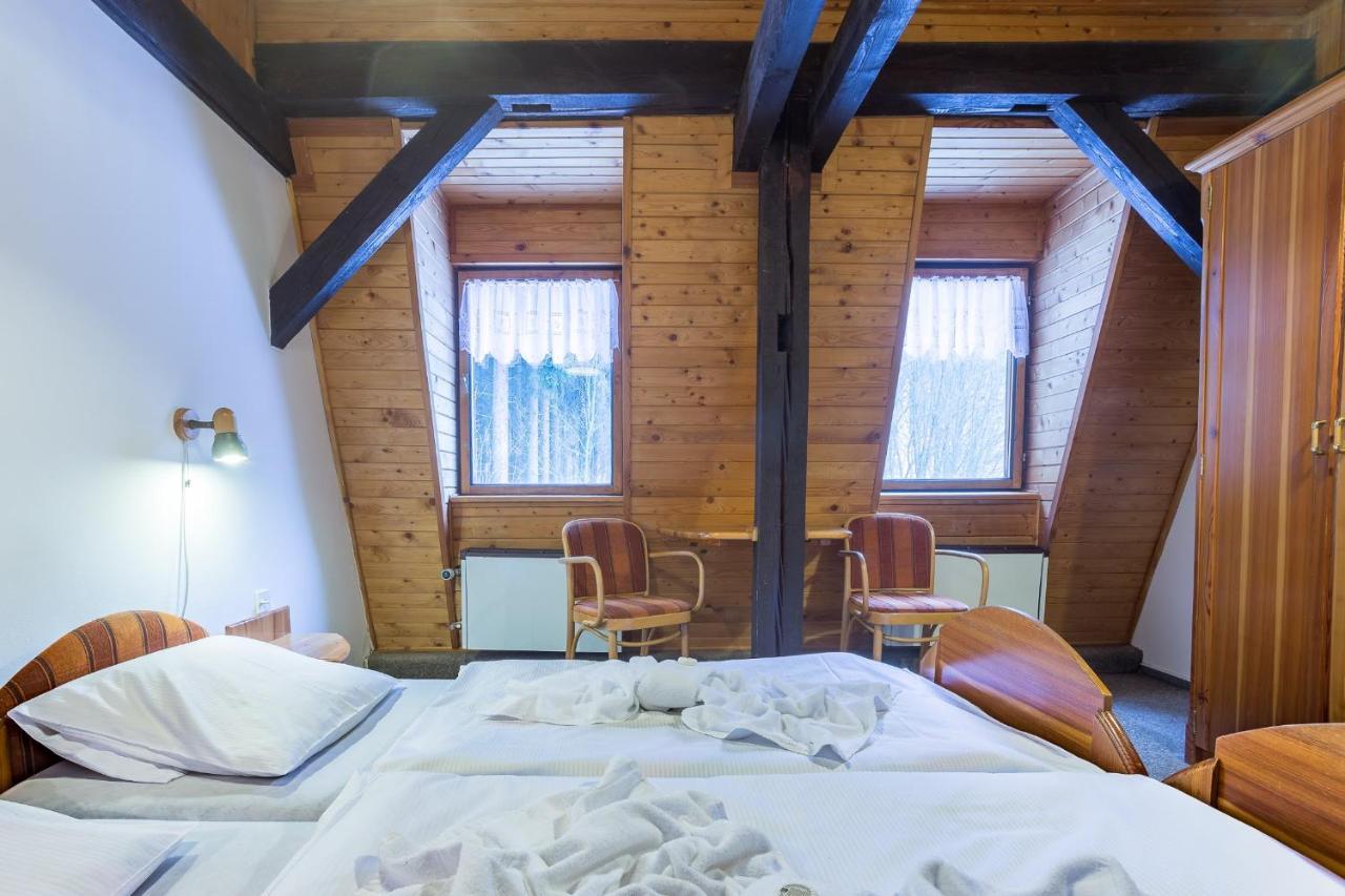 Horska Chata Koliba Mariánské Lázně Exterior foto